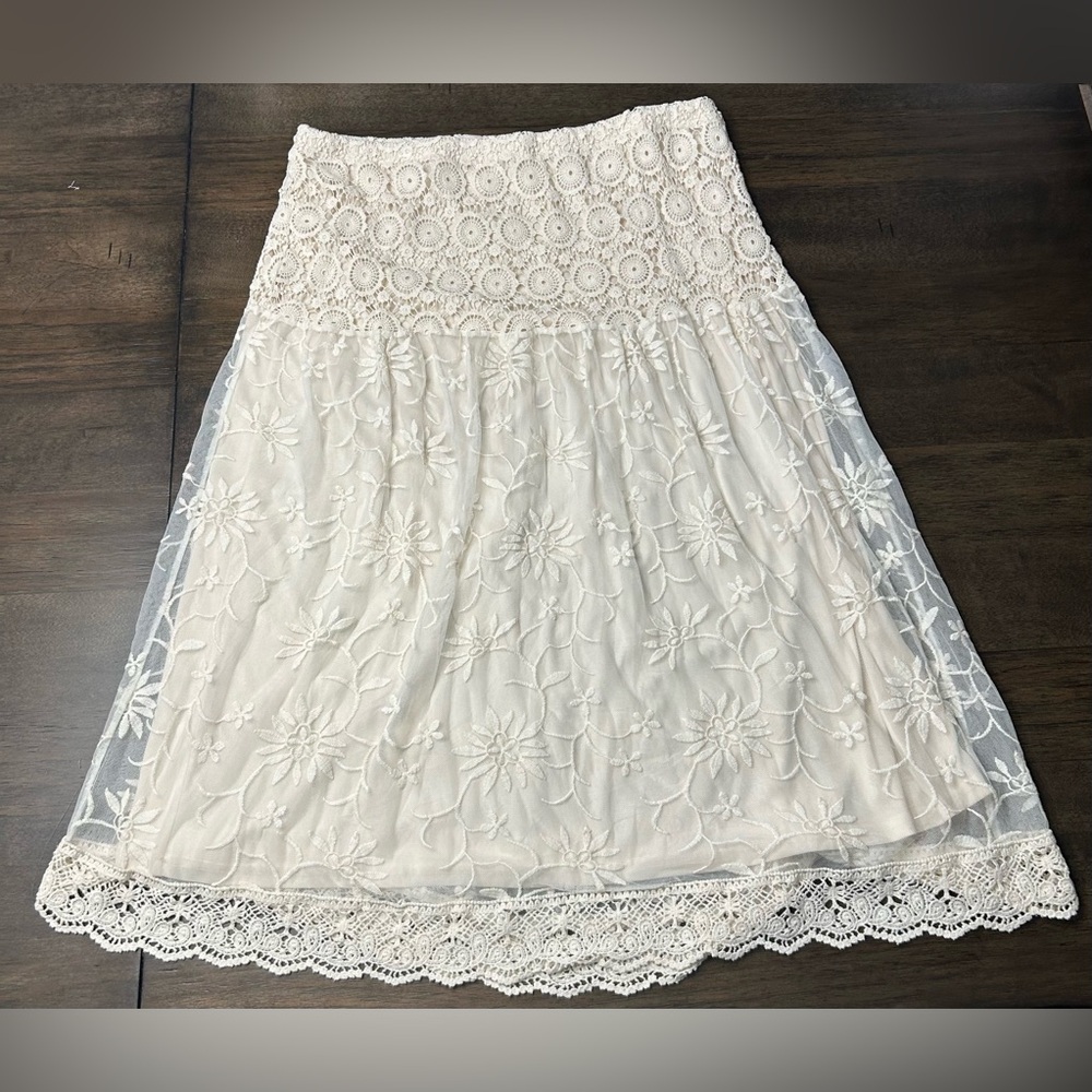 Elegant Cato's Cream Lace Women's Skirt